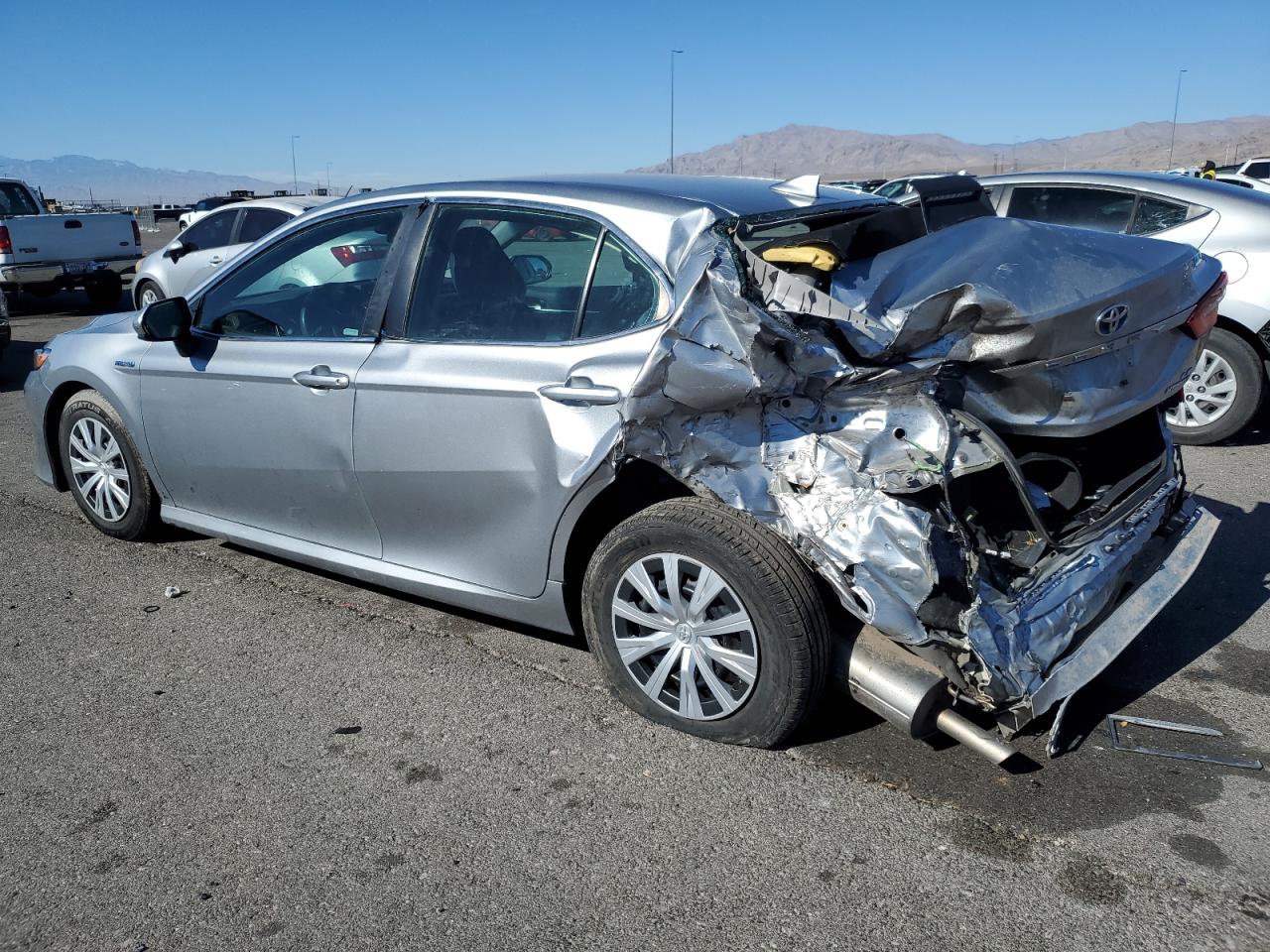 2021 Toyota Camry VIN 4T1C31AK9MU553797 Copart auction photo, rear end damage thumbnail 2