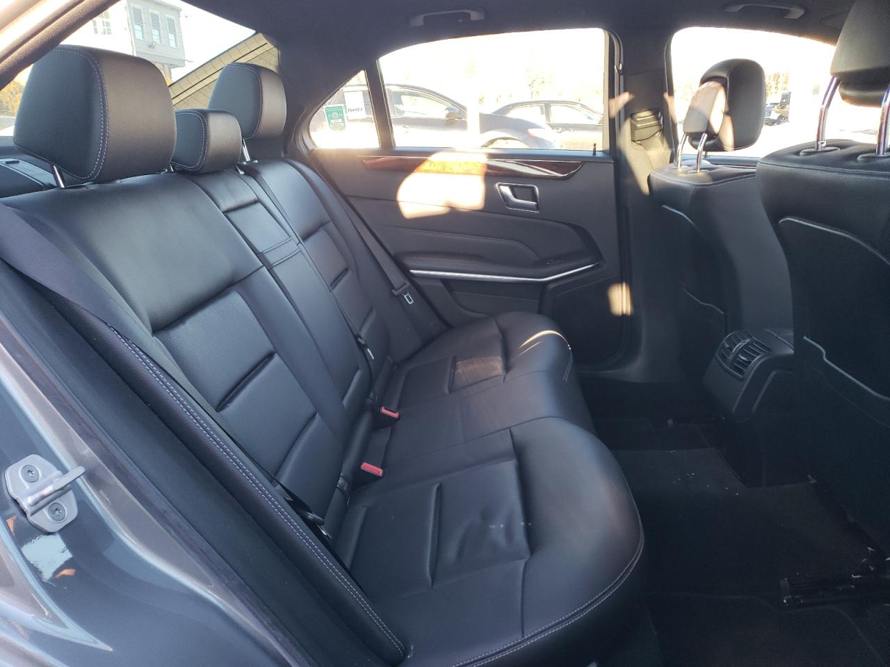 2015 Mercedes-Benz E-klasse VIN WDDHF8JB4FB126218 Copart auction photo, normal wear damage thumbnail 10