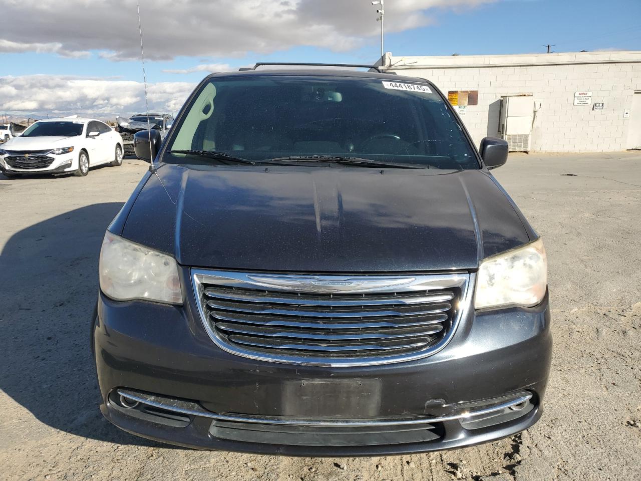 2014 Chrysler Town & Country VIN 2C4RC1BG9ER215775 Copart auction photo, vandalism / all over damage thumbnail 5
