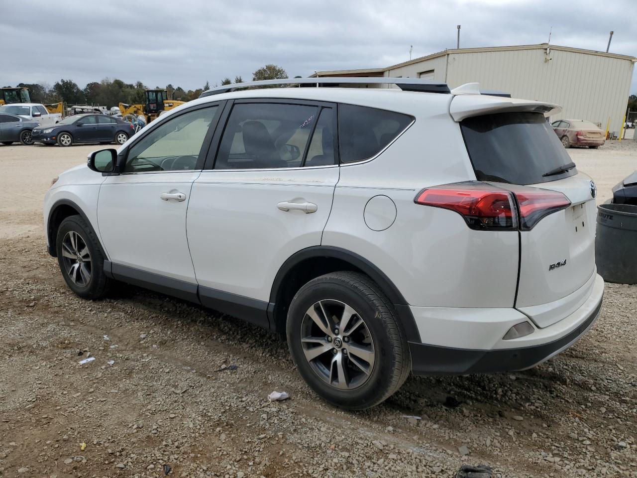 2018 Toyota RAV 4 VIN JTMWFREV7JD122317 Copart auction photo, undercarriage / front end damage thumbnail 2