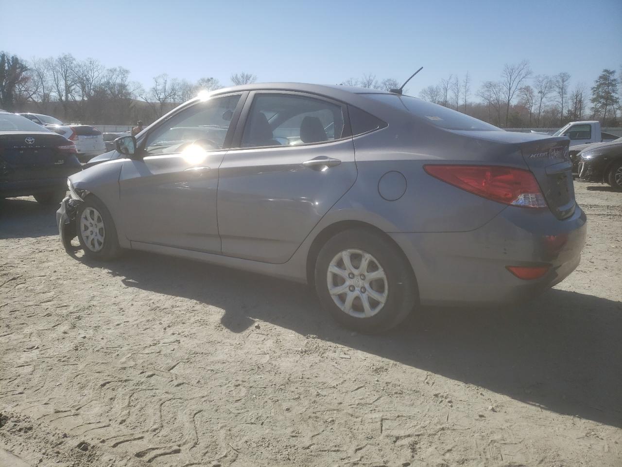 2014 Hyundai Accent VIN KMHCT4AE0EU739189 Copart auction photo, front end / minor dent/scratches damage thumbnail 2