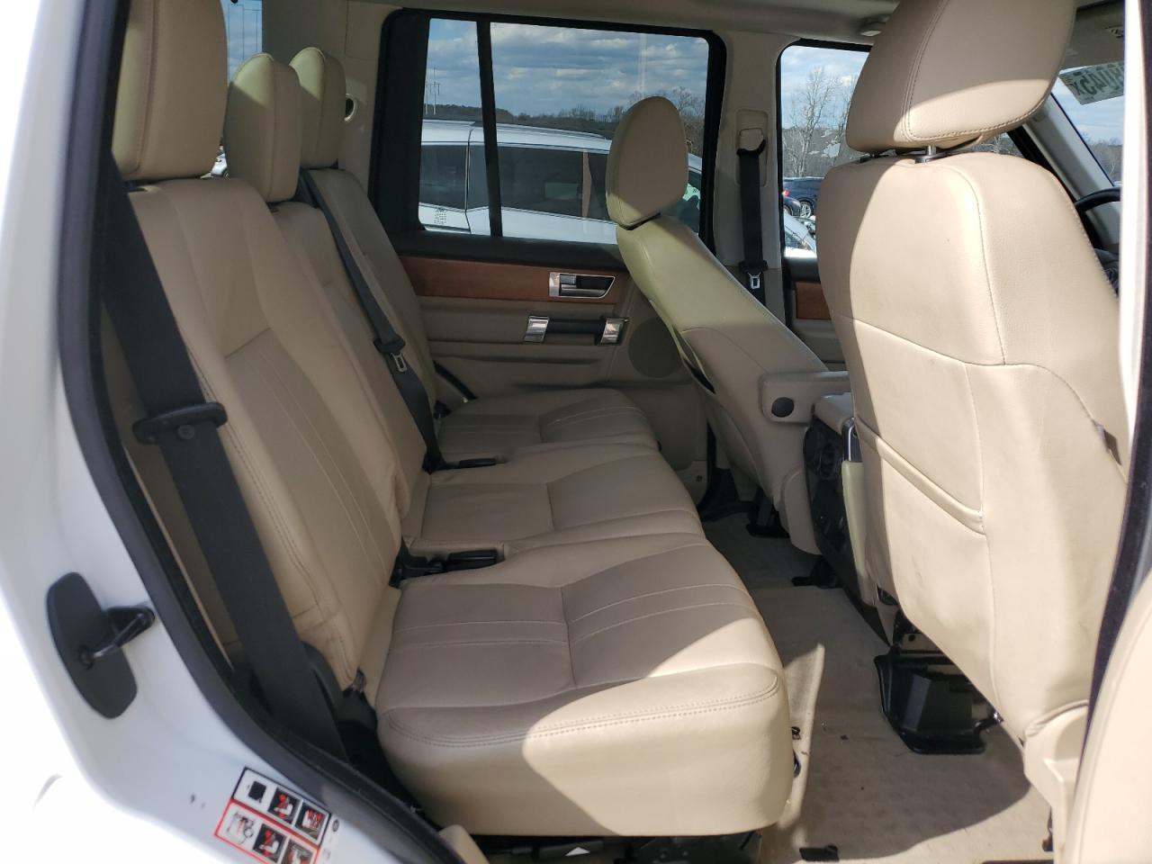 2013 Land Rover LR4 VIN SALAG2D42DA692392 Copart auction photo, front end / undercarriage damage thumbnail 11