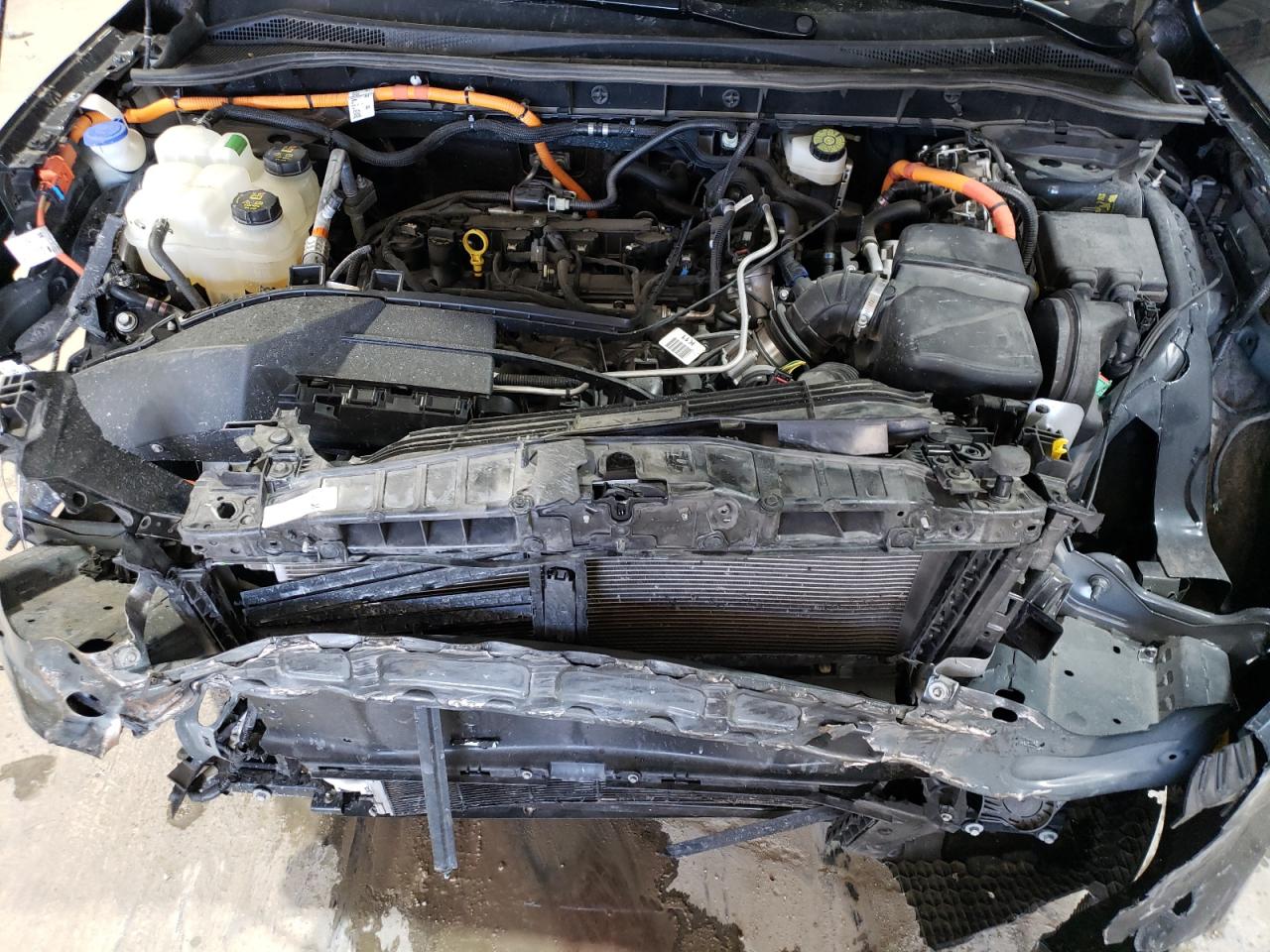 2022 Ford Escape VIN 1FMCU9BZ8NUA12295 Copart auction photo, front end damage thumbnail 14
