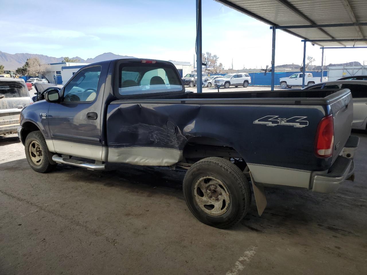 2004 Ford F-150 VIN 2FTRF18WX4CA71189 Copart auction photo, side / minor dent/scratches damage thumbnail 2