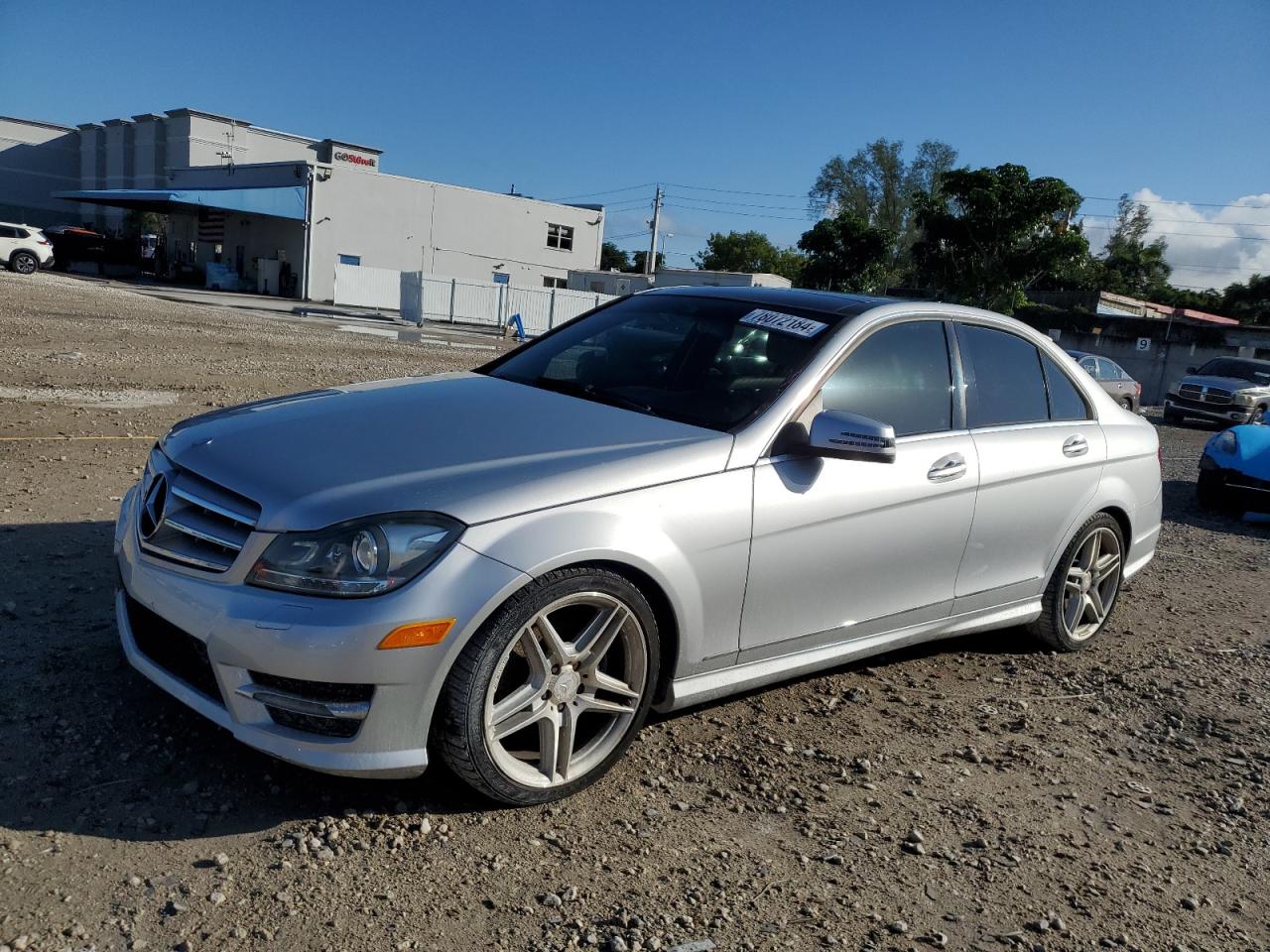 2012 Mercedes-Benz C-klasse VIN WDDGF8BB4CR208026