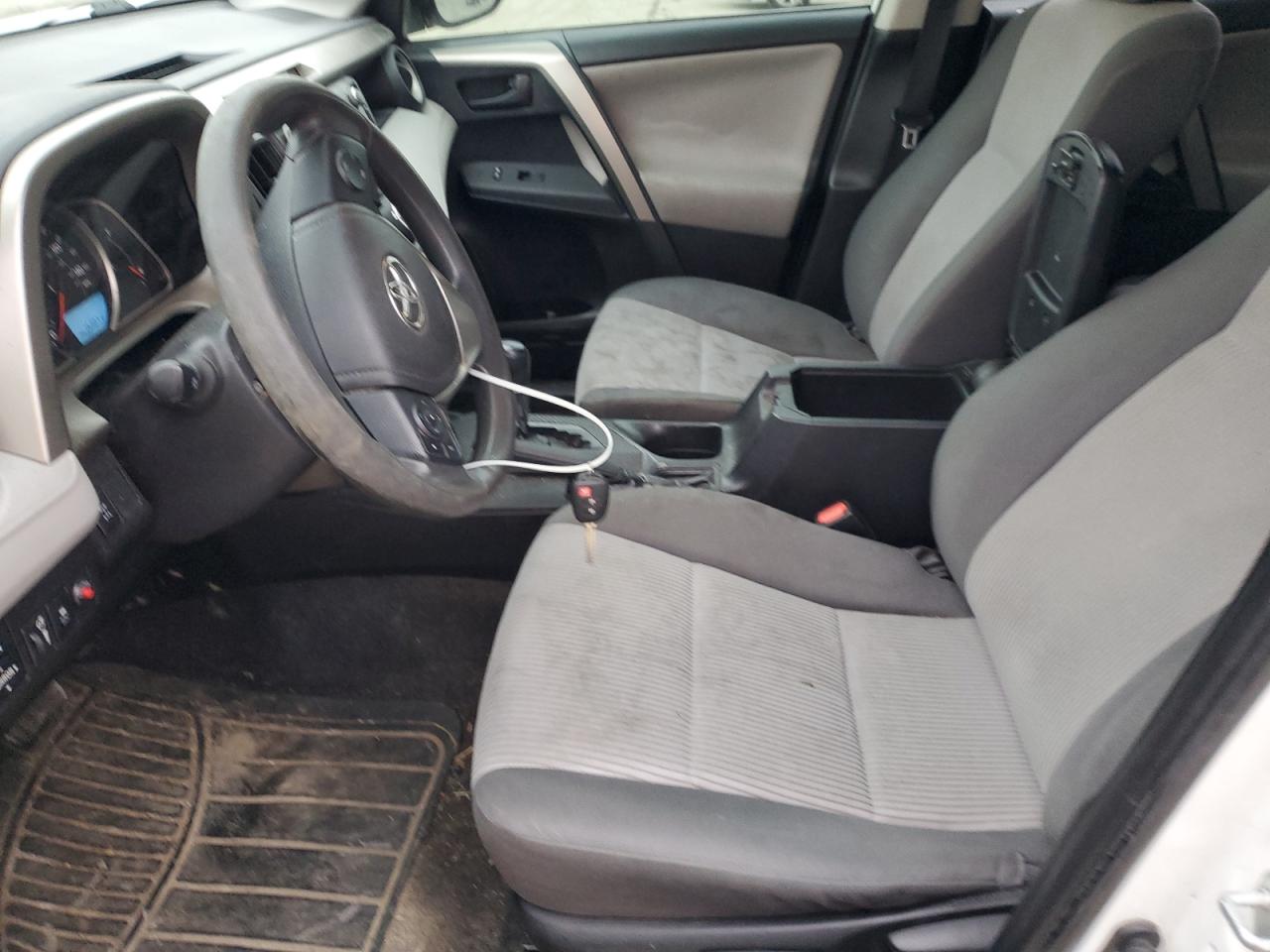 2015 Toyota RAV 4 VIN 2T3BFREV8FW284921 Copart auction photo, side damage thumbnail 7