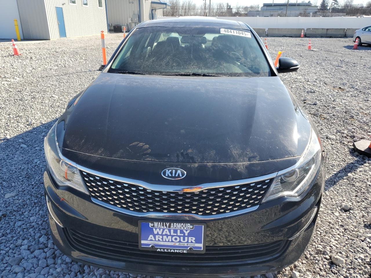 2017 KIA Optima VIN 5XXGU4L30HG150281 Copart auction photo, front end damage thumbnail 5