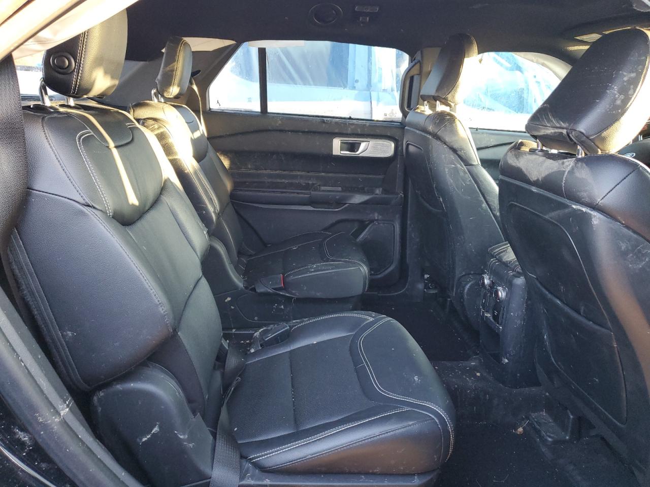 2020 Ford Explorer VIN 1FM5K8GC1LGA05956 Copart auction photo, all over damage thumbnail 11