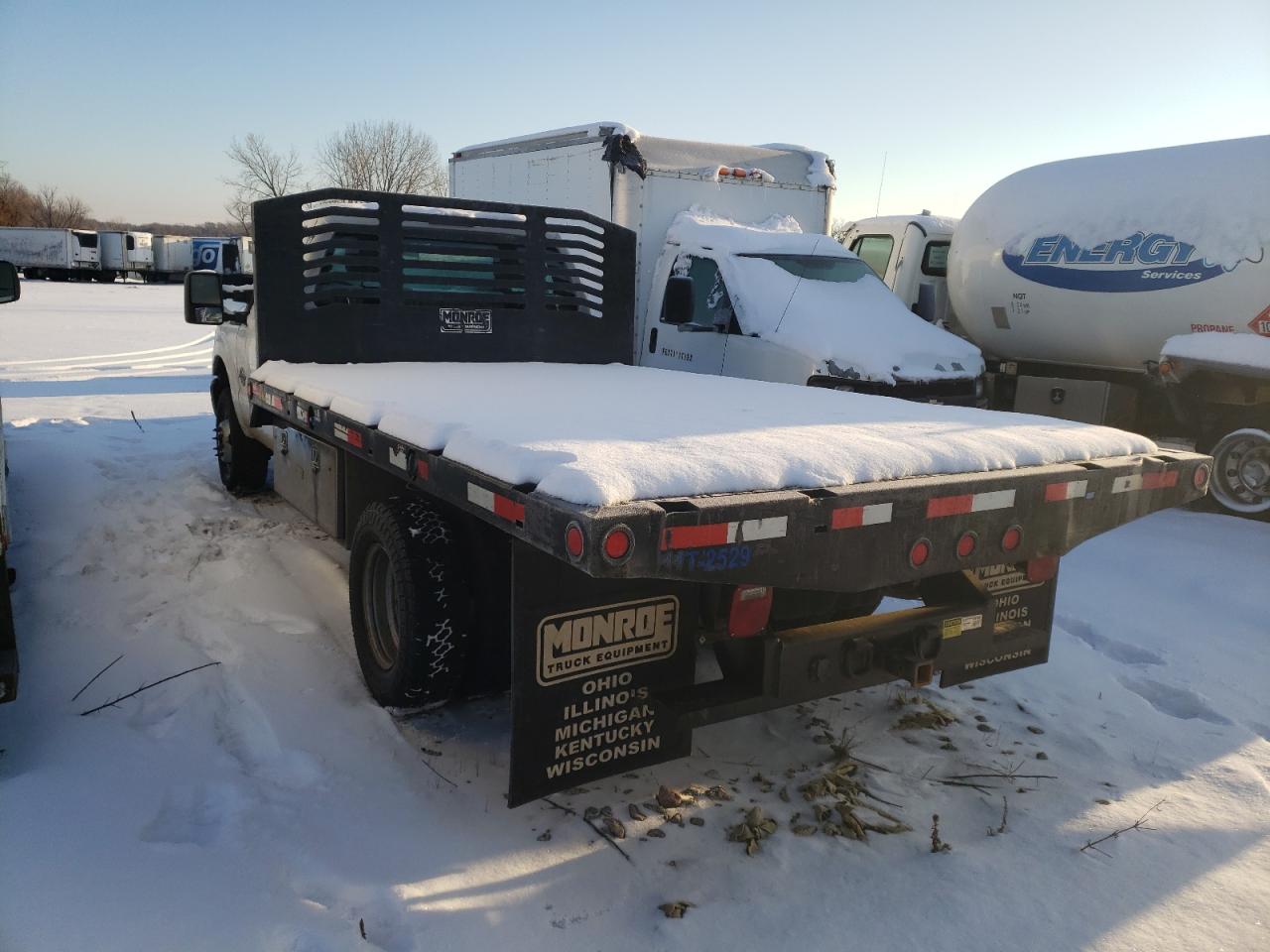 2011 Ford F350 VIN 1FDRF3HT3BEC42529 Copart auction photo, front end damage thumbnail 2