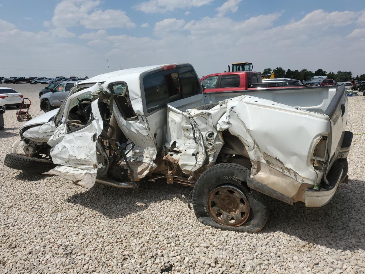 1997 Ford F250 VIN 2FTFX28L1VCA49465 Copart auction photo, side / all over damage thumbnail 2