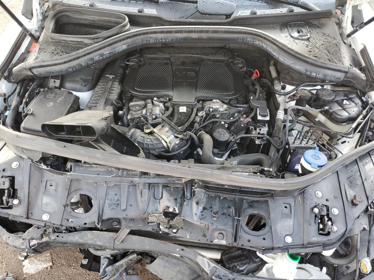 2018 Mercedes-Benz GLE VIN 4JGDA5HBXJB000655 Copart auction photo, front end damage thumbnail 11