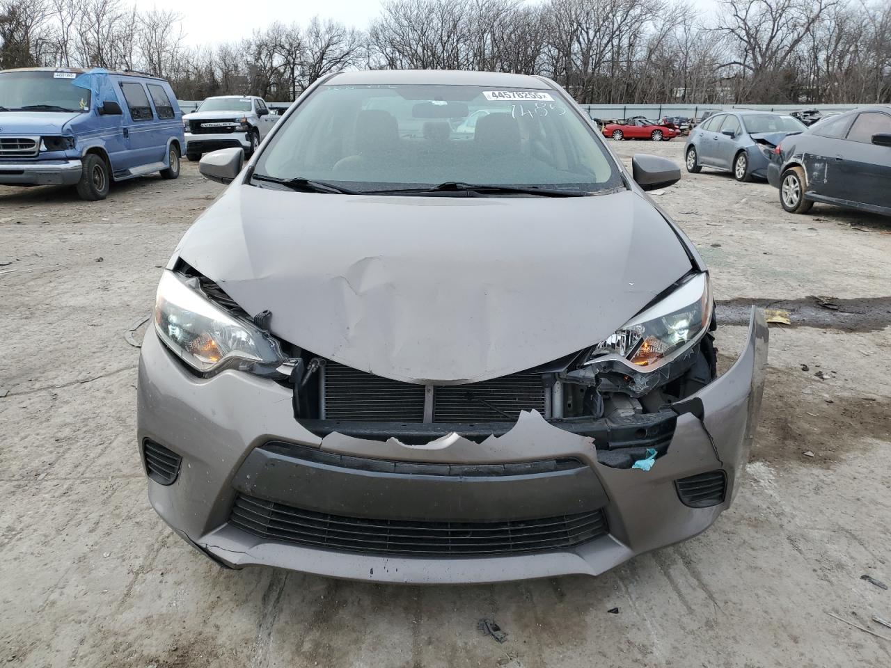 2015 Toyota Corolla VIN 5YFBURHE1FP337485 Copart auction photo, front end / minor dent/scratches damage thumbnail 5