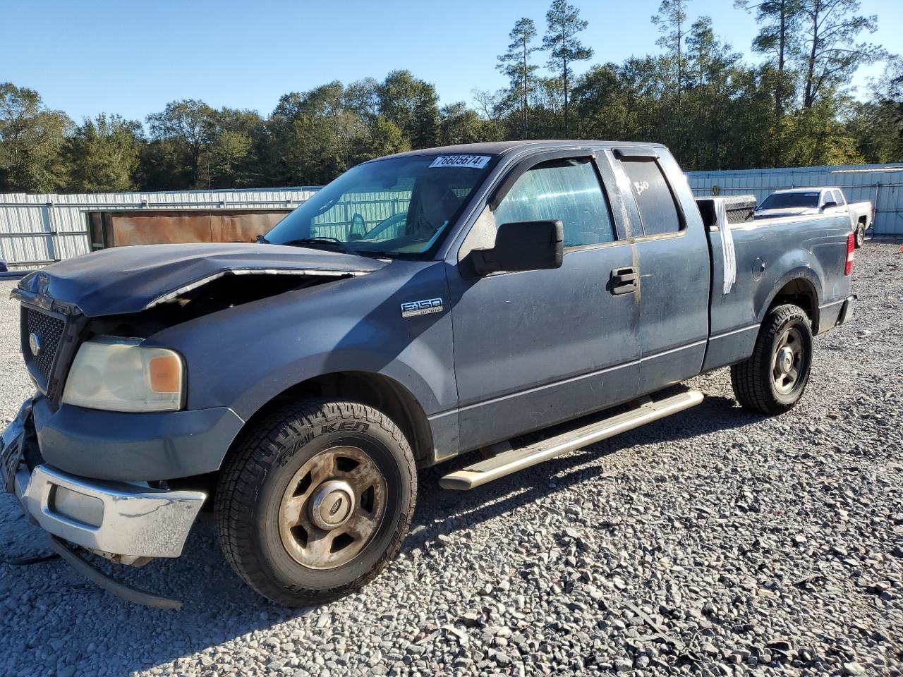 2004 Ford F-150 VIN 1FTRX12W44NC22849 Copart auction photo, front end / minor dent/scratches damage thumbnail 2
