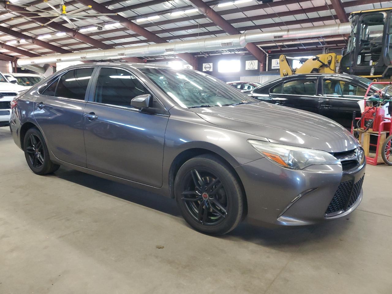 2017 Toyota Camry VIN 4T1BF1FK2HU289078 Copart auction photo, minor dent/scratches damage thumbnail 4
