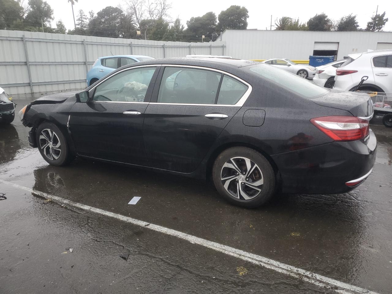 2017 Honda Accord VIN 1HGCR2F39HA179341 Copart auction photo, front end damage thumbnail 2