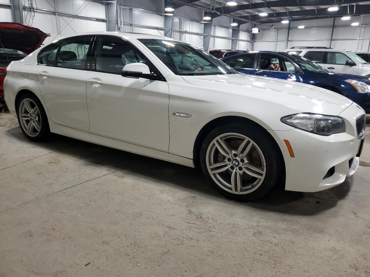 2014 BMW 5er VIN WBA5B3C53ED536396 Copart auction photo, front end / side damage thumbnail 4
