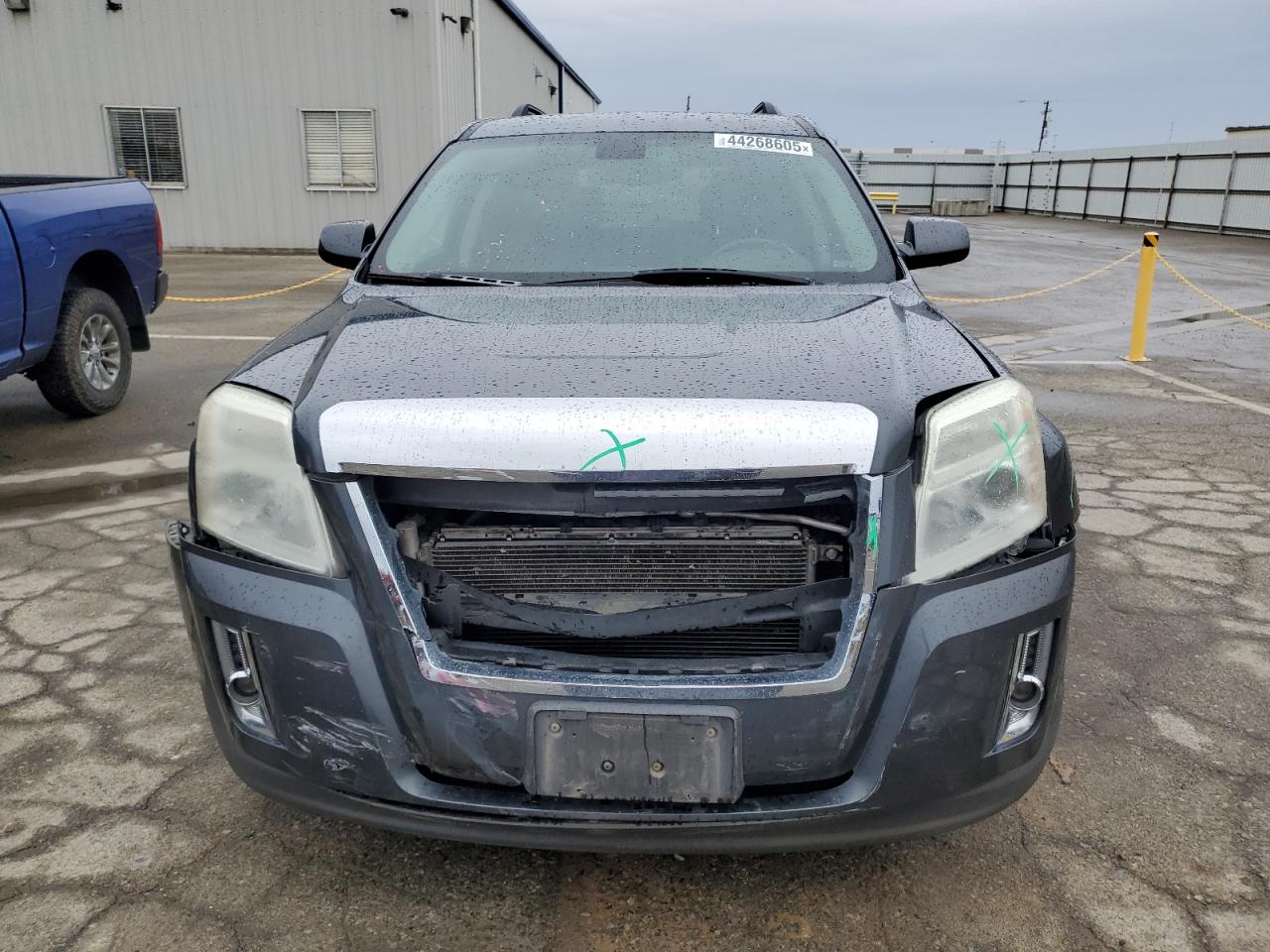 2011 GMC Terrain VIN 2CTFLUE54B6380357 Copart auction photo, rear end / front end damage thumbnail 5