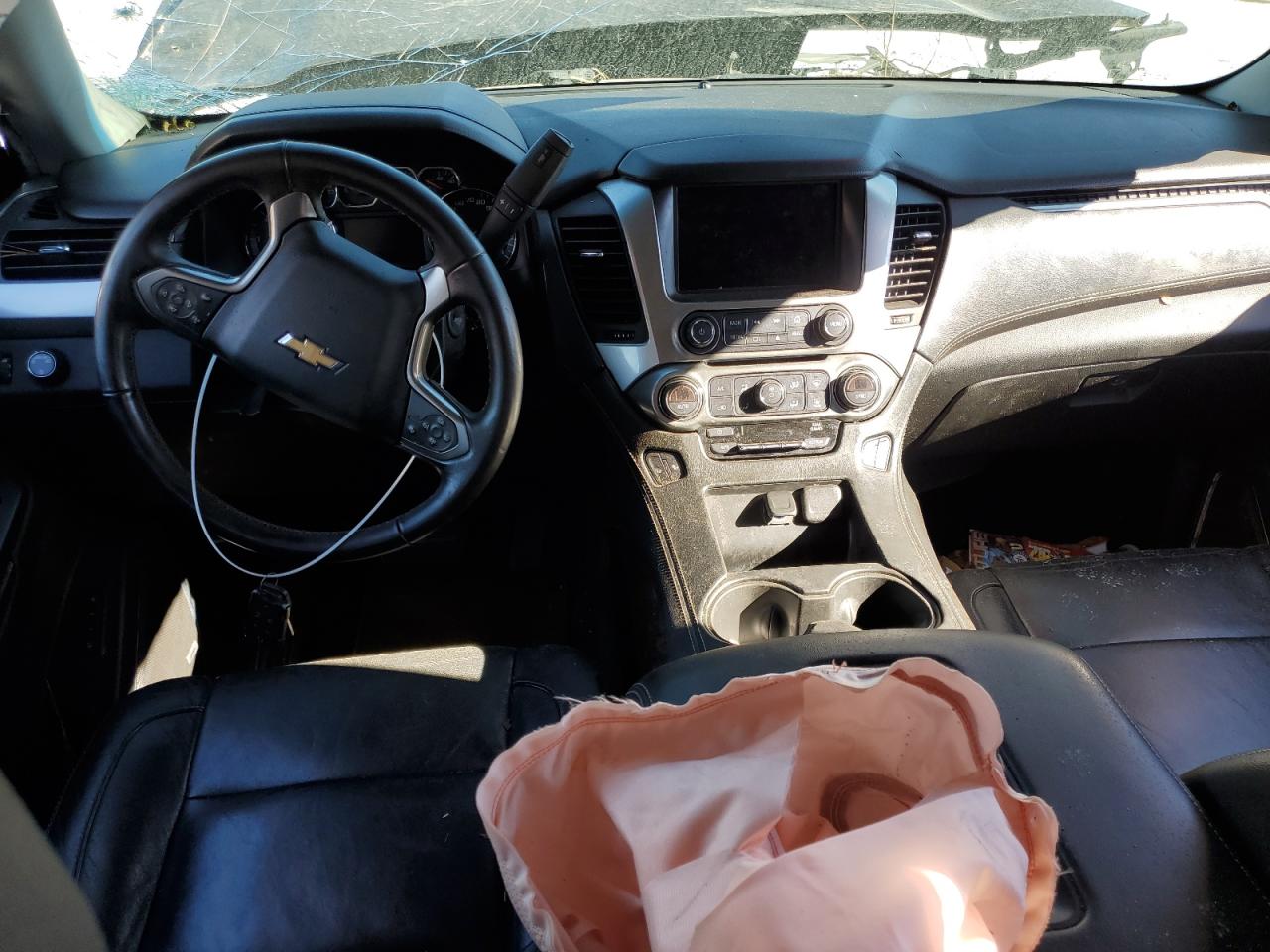 2018 Chevrolet Tahoe VIN 1GNSCBKC7JR157659 Copart auction photo, biohazard/chemical / all over damage thumbnail 8