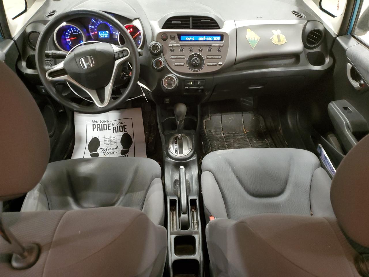 2013 Honda Fit VIN JHMGE8H30DC010303 Copart auction photo, side / minor dent/scratches damage thumbnail 8