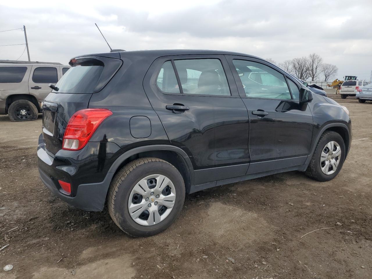 2017 Chevrolet Trax VIN 3GNCJKSB8HL257370 Copart auction photo, all over damage thumbnail 3