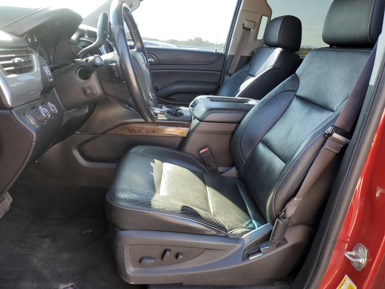 2015 Chevrolet Tahoe VIN 1GNSKBKC1FR671503 Copart auction photo, minor dent/scratches damage thumbnail 7