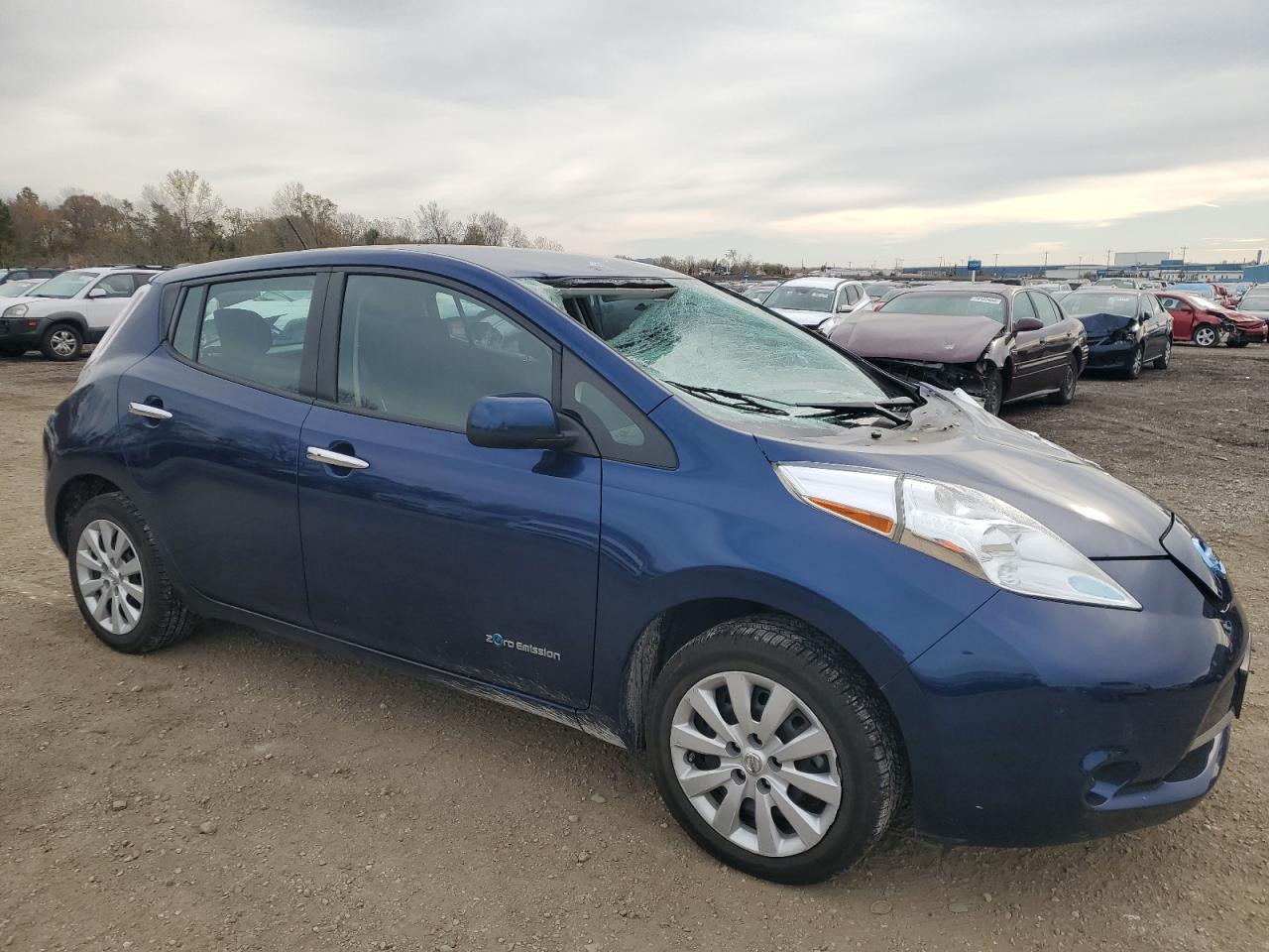 2016 Nissan Leaf VIN 1N4AZ0CP9GC306275 Copart auction photo, front end / top/roof damage thumbnail 4
