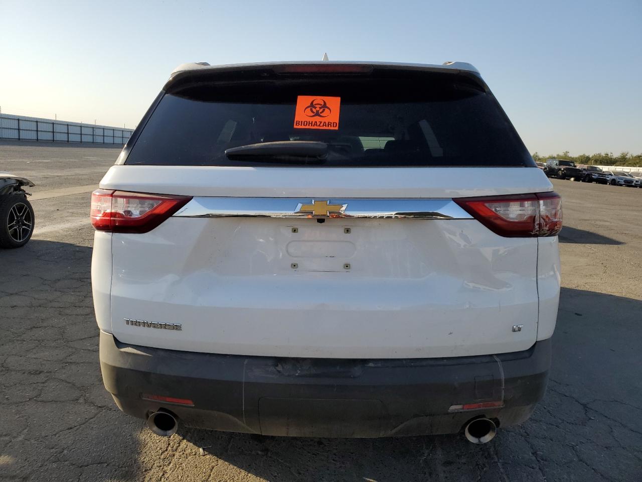 2019 Chevrolet Traverse VIN 1GNERGKW5KJ274160 Copart auction photo, vandalism damage thumbnail 6