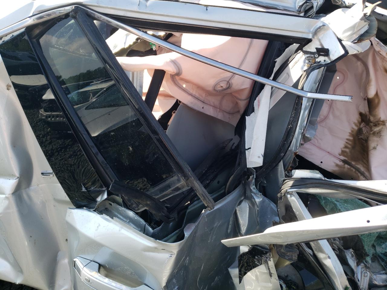 2018 GMC Yukon VIN 1GKS2GKC9JR155327 Copart auction photo, all over damage thumbnail 11