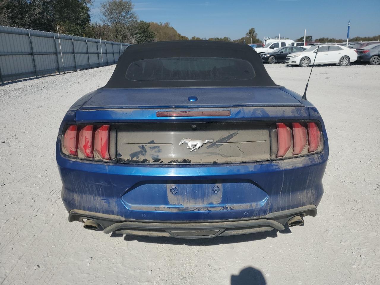 2018 Ford Mustang VIN 1FATP8UH8J5167238 Copart auction photo, front end / side damage thumbnail 6
