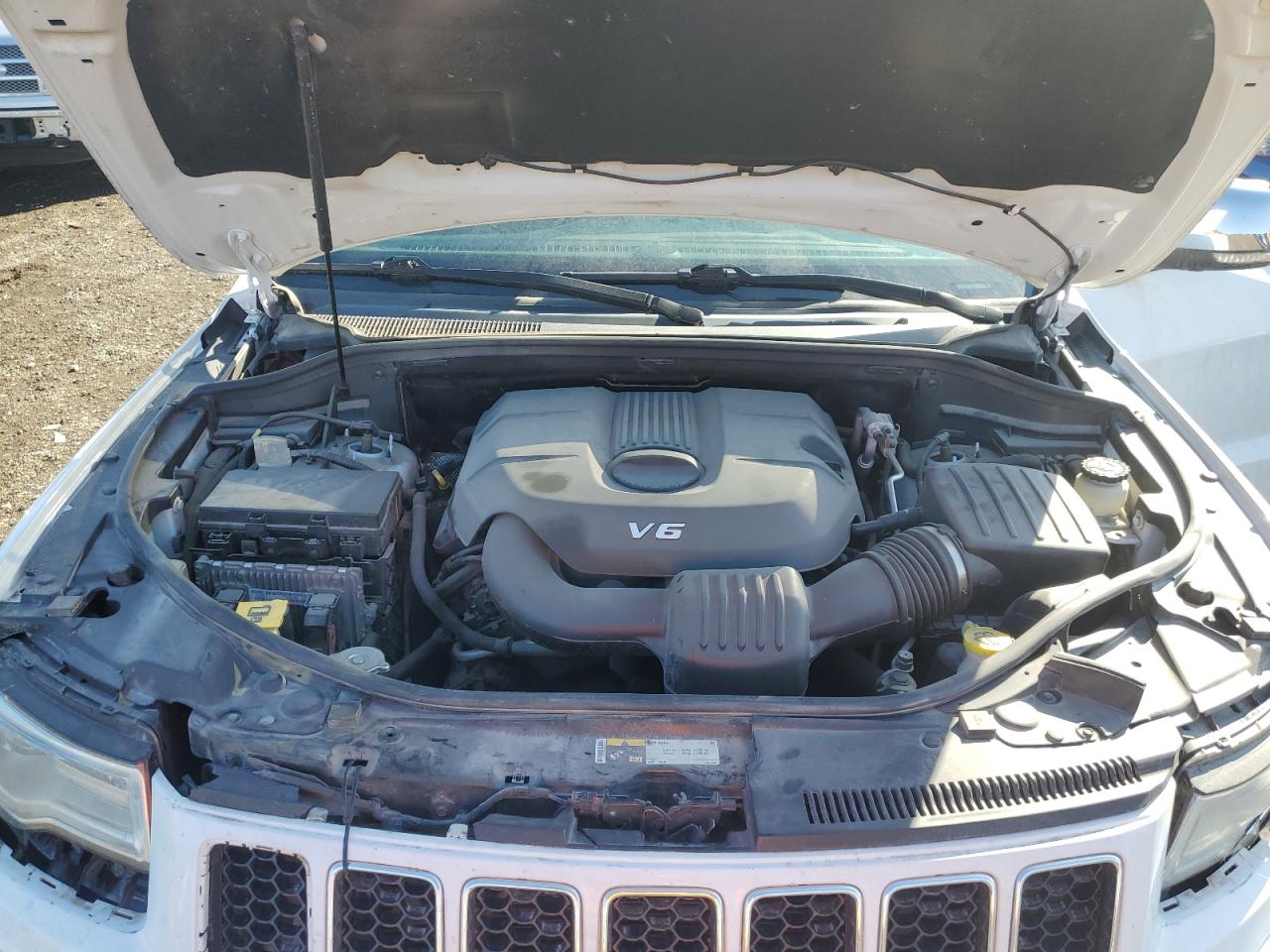 2014 Jeep Grand Cherokee VIN 1C4RJFCGXEC384150 Copart auction photo, front end damage thumbnail 13