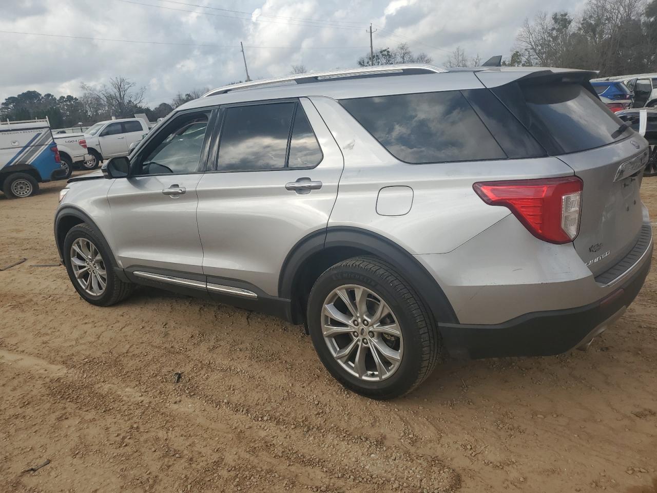 2021 Ford Explorer VIN 1FMSK8FH0MGA37816 Copart auction photo, front end / minor dent/scratches damage thumbnail 2