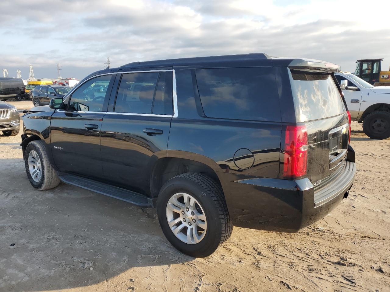 2019 Chevrolet Tahoe VIN 1GNSCAEC0KR171443 Copart auction photo, front end damage thumbnail 2