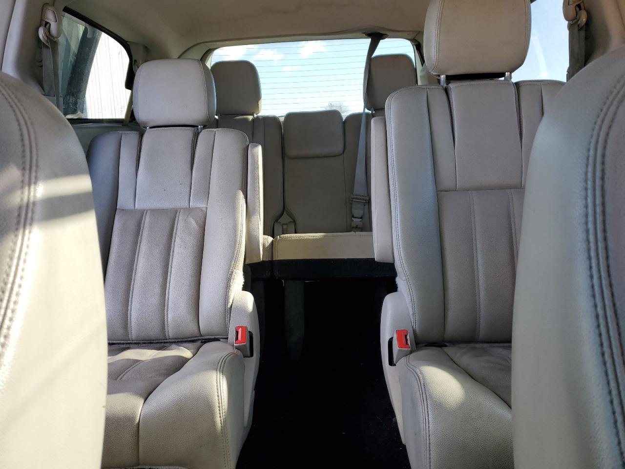 2013 Chrysler Town & Country VIN 2C4RC1BG5DR518888 Copart auction photo, rear end damage thumbnail 10