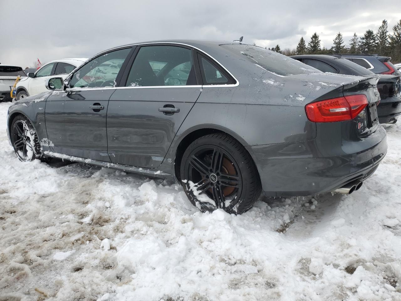 2016 Audi RS4 VIN WAUDGCFL0GA002879 Copart auction photo, vandalism / front end damage thumbnail 2