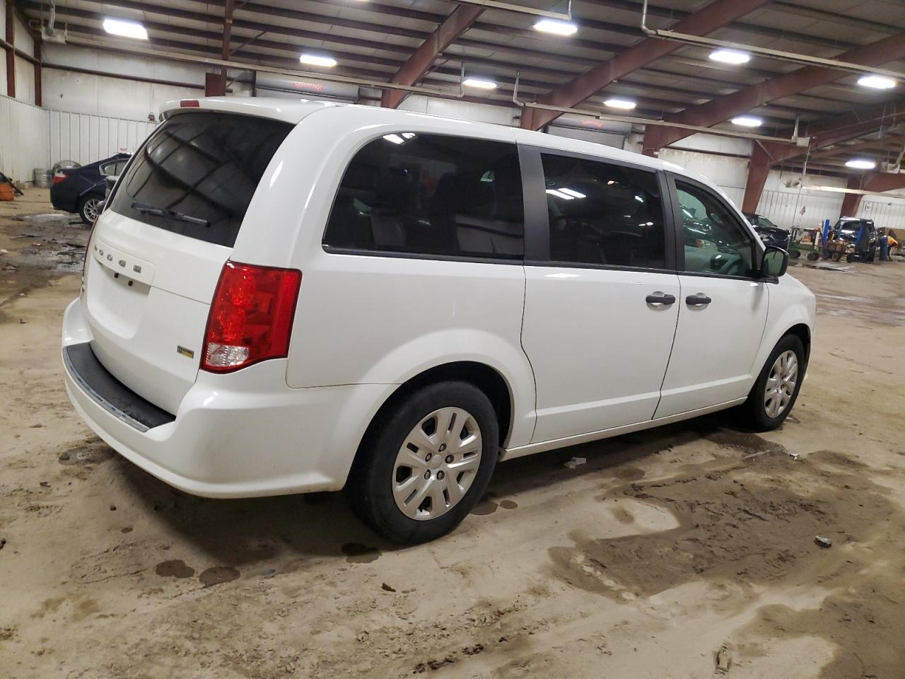 2019 Dodge Caravan VIN 2C4RDGBG7KR646790 Copart auction photo, side damage thumbnail 3