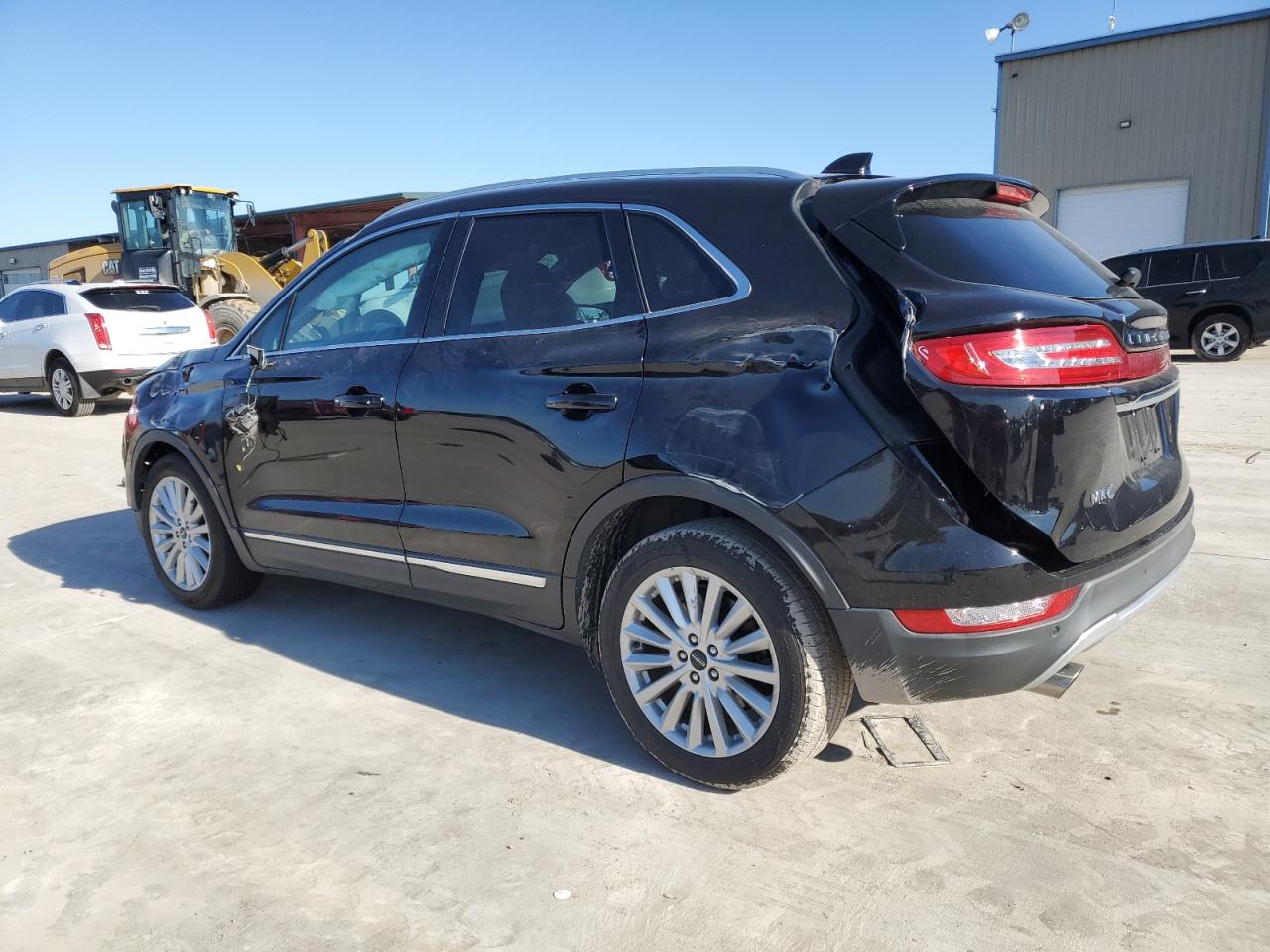 2019 Lincoln MKZ VIN 5LMCJ1C9XKUL44059 Copart auction photo, front end / rear end damage thumbnail 2