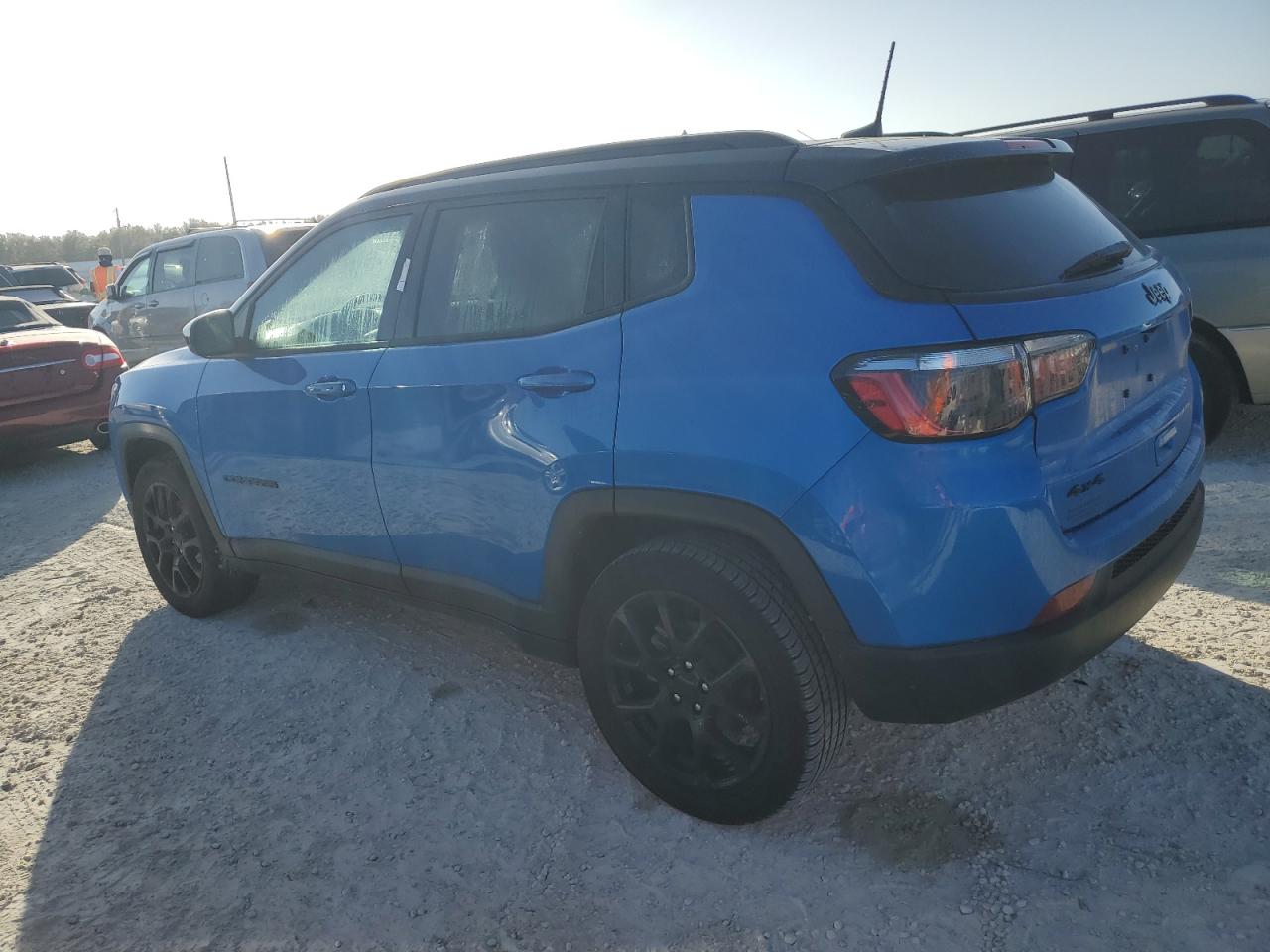 2022 Jeep Compass VIN 3C4NJDBB6NT180278 Copart auction photo, water/flood damage thumbnail 2