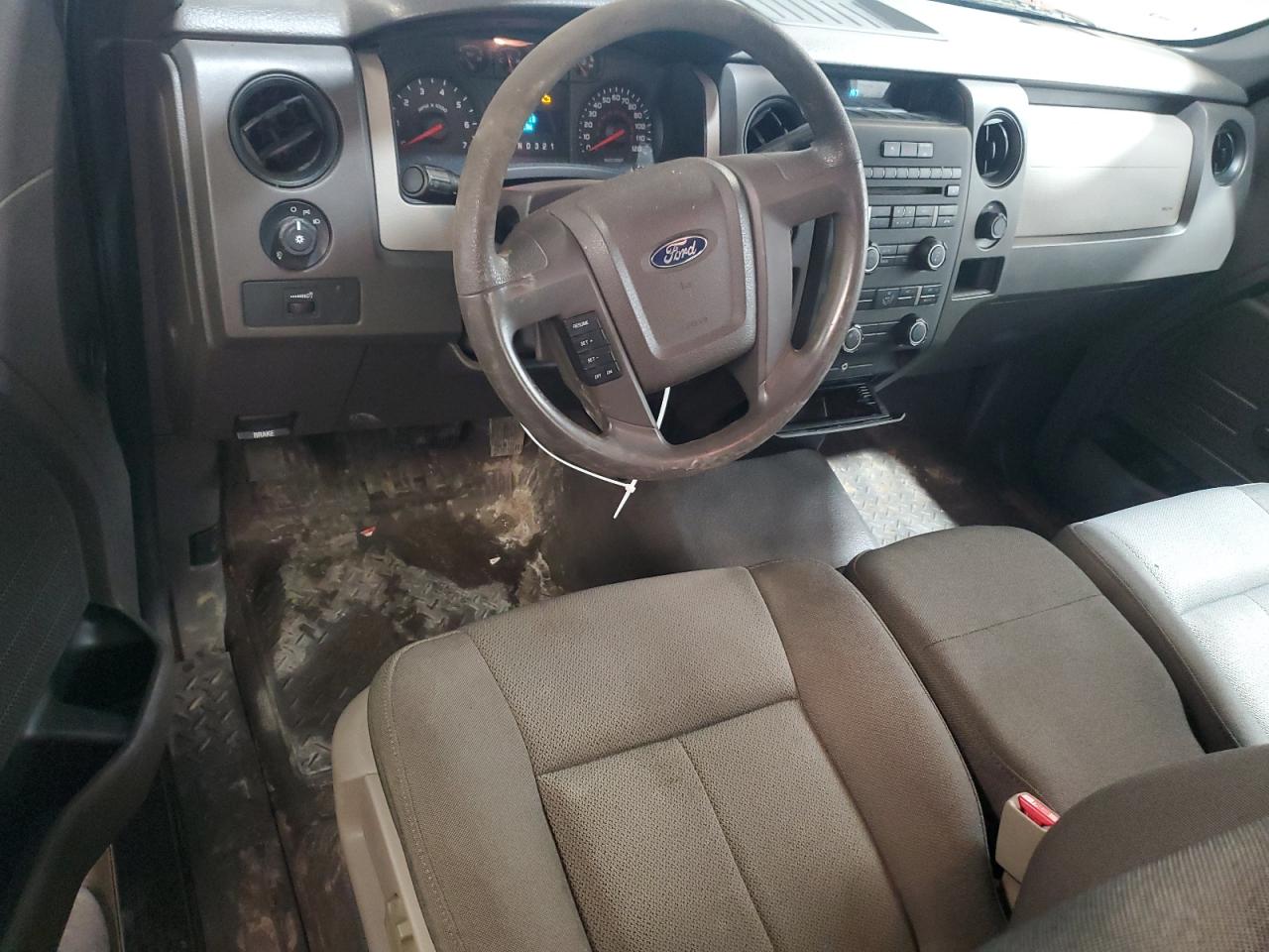 2009 Ford F-150 VIN 1FTVF14V99KB49833 Copart auction photo, front end / minor dent/scratches damage thumbnail 8