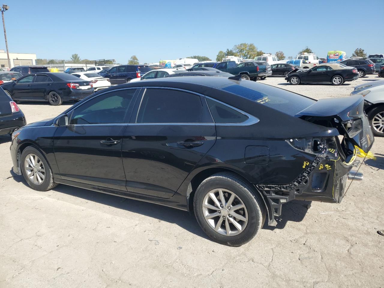 2019 Hyundai Sonata VIN 5NPE24AF9KH821498 Copart auction photo, rear end / minor dent/scratches damage thumbnail 2