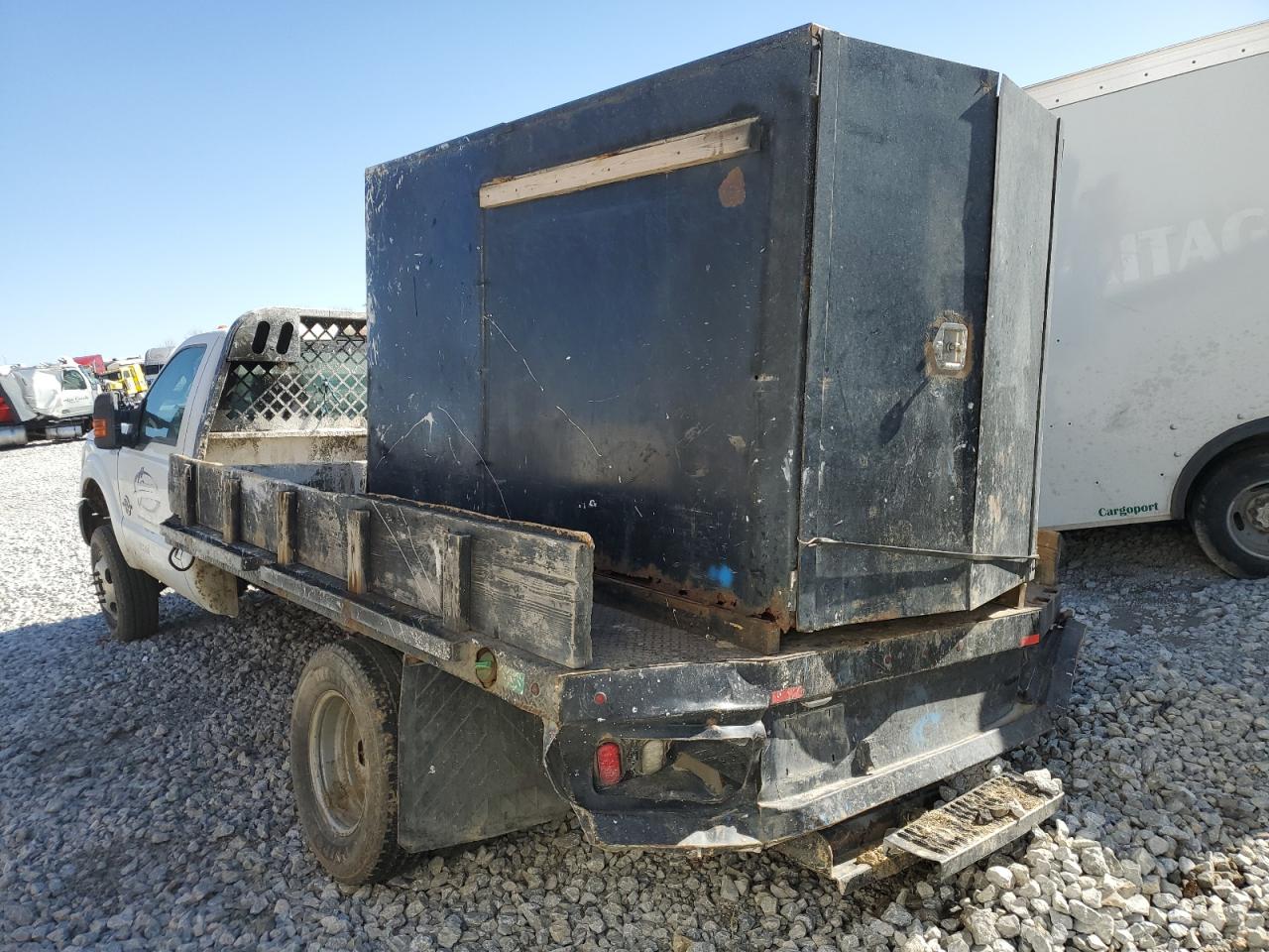 2012 Ford F350 VIN 1FDRF3HT2CEB97083 Copart auction photo, undercarriage / rear end damage thumbnail 2