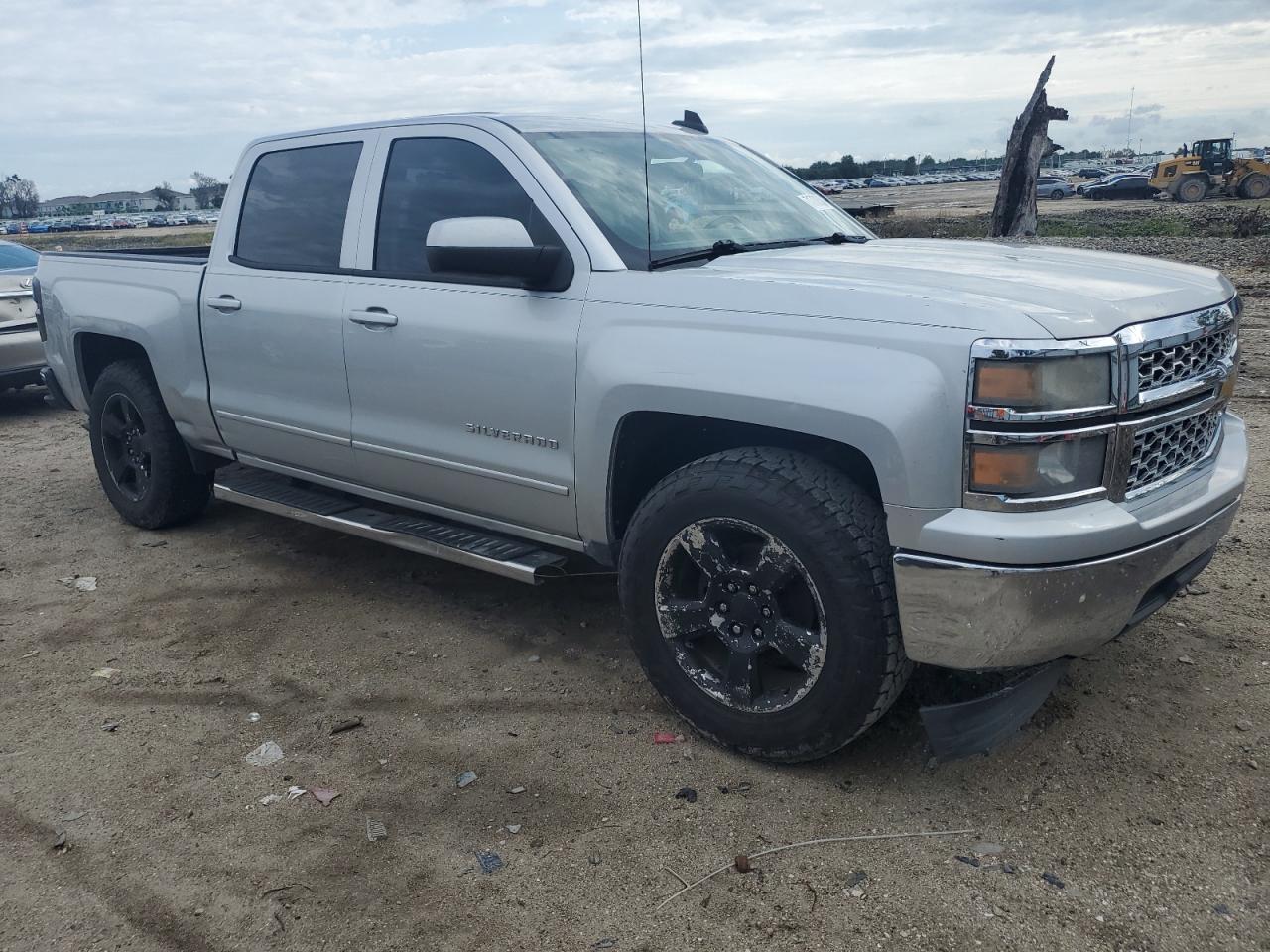 2015 Chevrolet Silverado VIN 3GCPCREC1FG106801 Copart auction photo, minor dent/scratches damage thumbnail 4