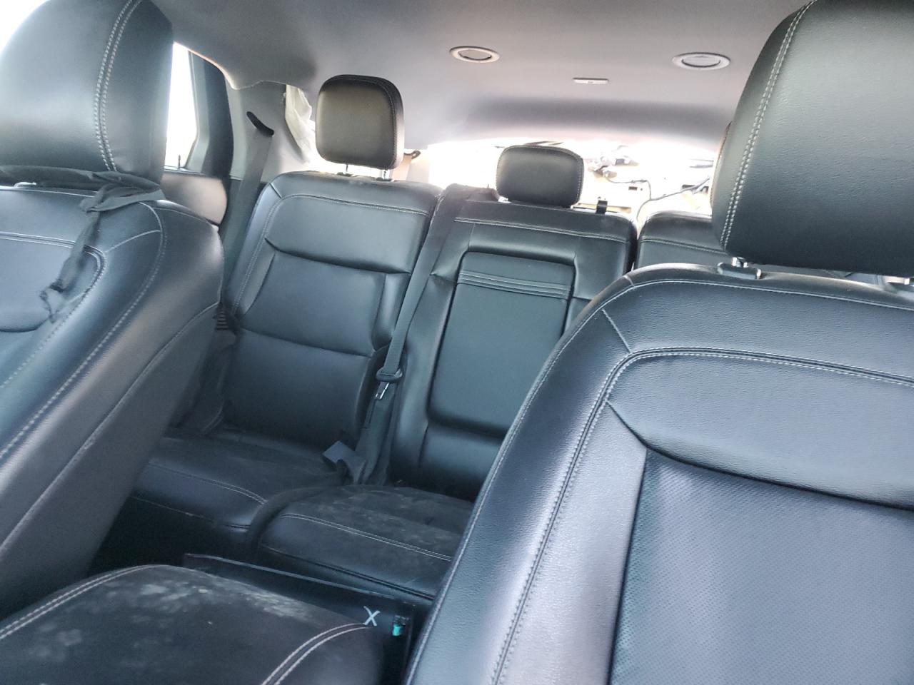 2022 Ford Explorer VIN 1FMSK7FH2NGA51650 Copart auction photo, all over damage thumbnail 10