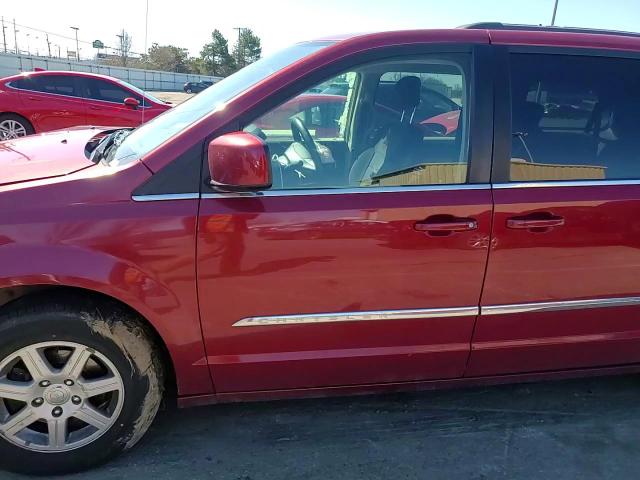 2011 Chrysler Town & Country VIN 2A4RR5DG4BR735665 Copart auction photo, front end / rear end damage thumbnail 11