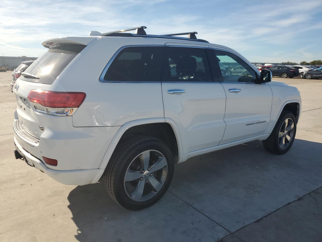 2015 Jeep Grand Cherokee VIN 1C4RJFCG0FC769069 Copart auction photo, rear end damage thumbnail 3