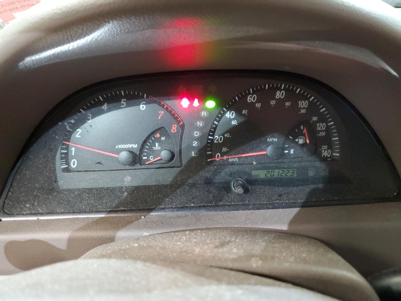 2004 Toyota Camry VIN 4T1BE32K44U367357 Copart auction photo, front end / minor dent/scratches damage thumbnail 9