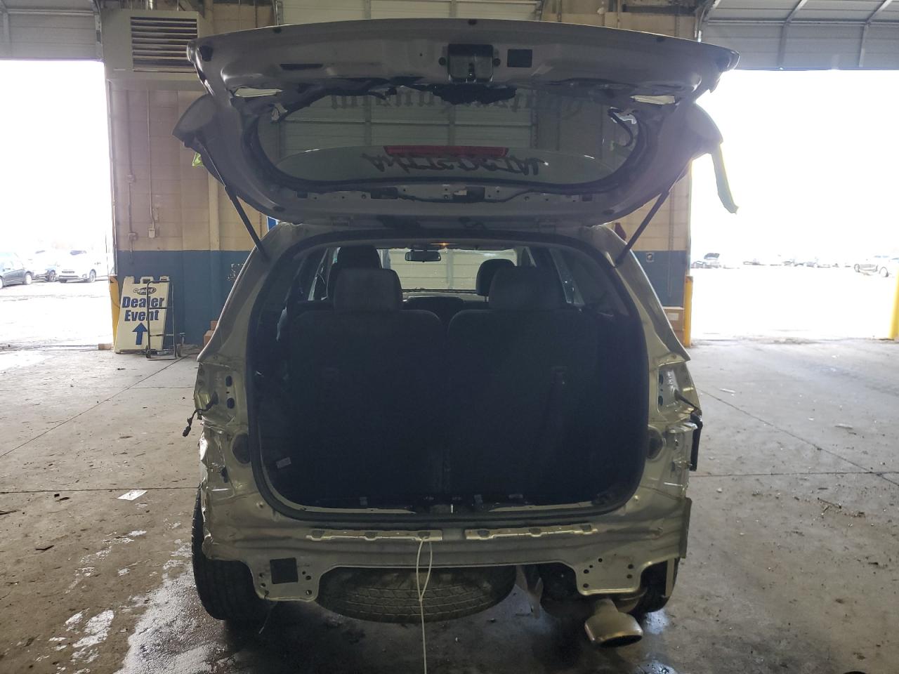 2019 KIA Sorento VIN 5XYPG4A38KG595395 Copart auction photo, rear end / front end damage thumbnail 6