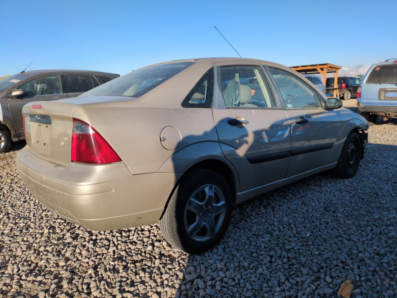 2007 Ford Focus VIN 1FAFP34N27W289960 Copart auction photo, front end damage thumbnail 3