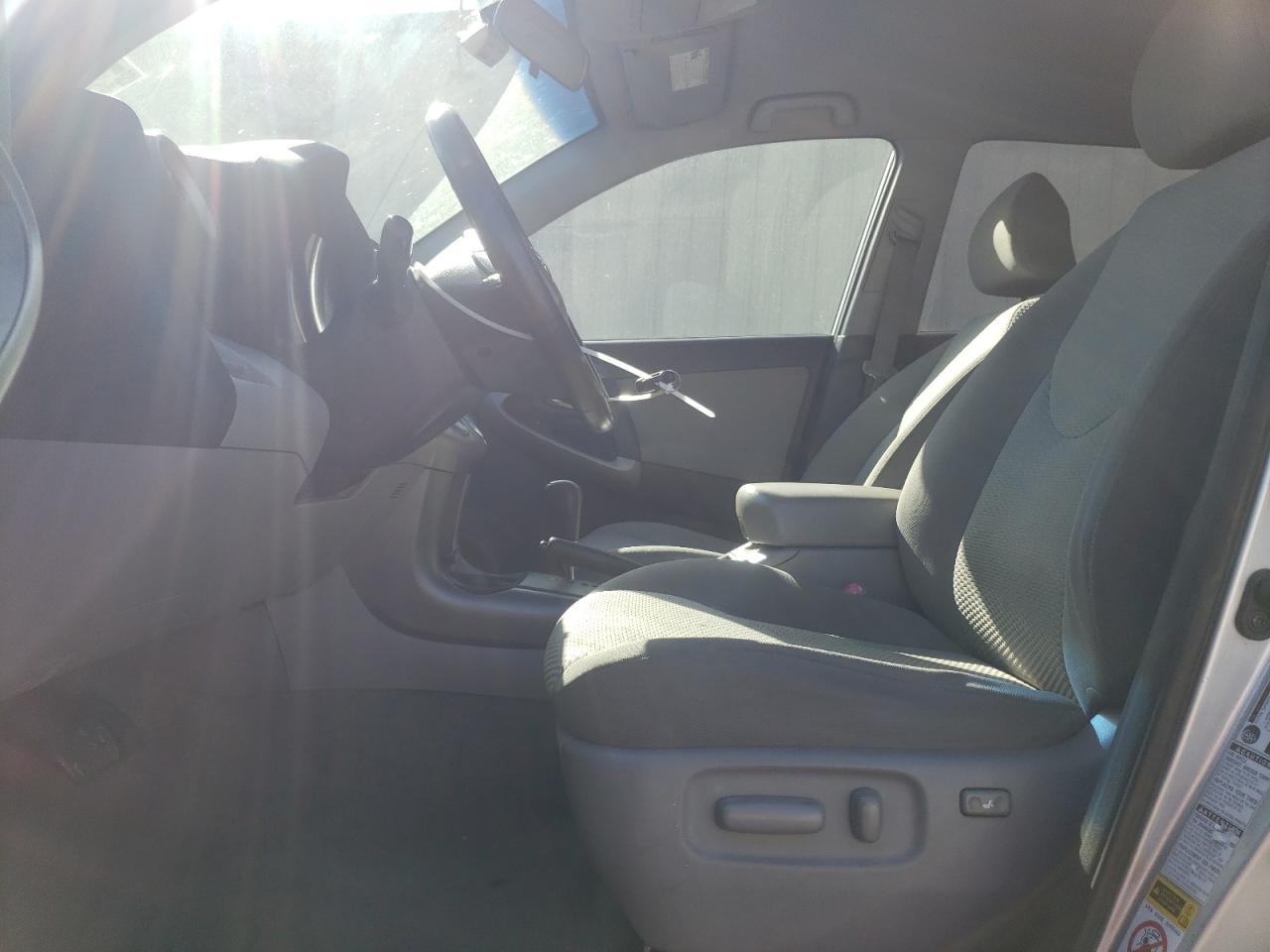 2007 Toyota RAV 4 VIN JTMBK31V675035668 Copart auction photo, front end / minor dent/scratches damage thumbnail 7