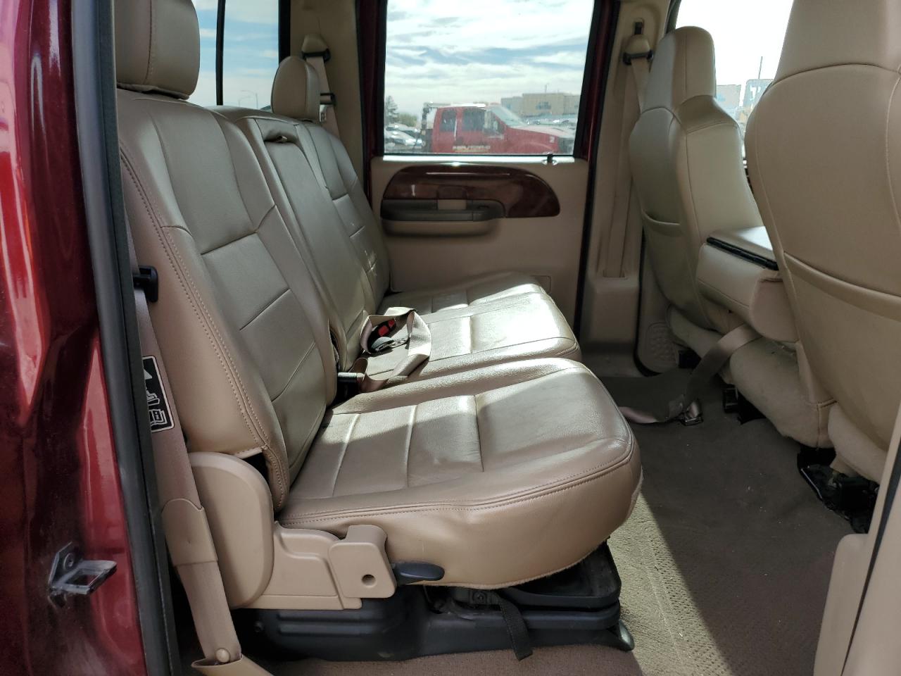 2004 Ford F250 VIN 1FTNW21P74EA04843 Copart auction photo, vandalism damage thumbnail 10