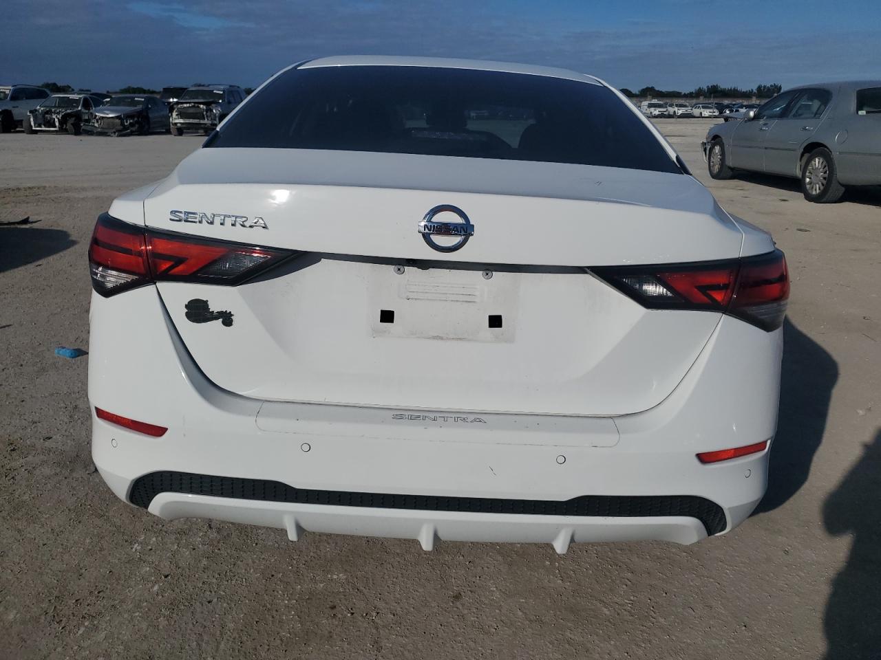 2021 Nissan Sentra VIN 3N1AB8BV9MY297791 Copart auction photo, side / front end damage thumbnail 6